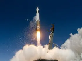 Rocket_Lab_launch__
